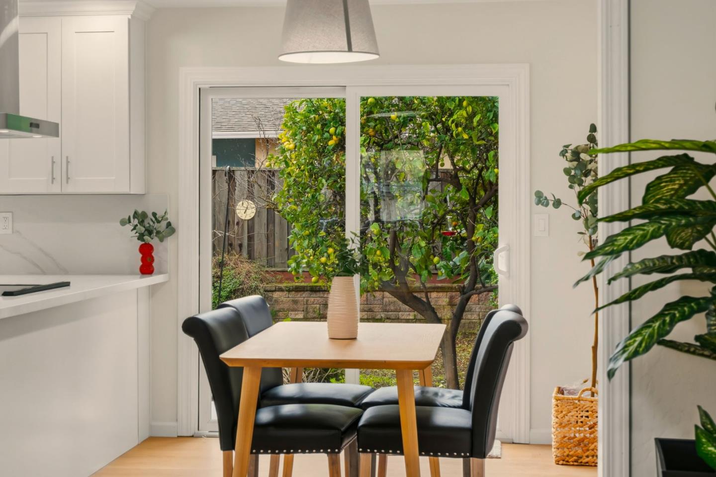 Detail Gallery Image 20 of 49 For 1598 Grand Teton Dr, Milpitas,  CA 95035 - 5 Beds | 2/1 Baths