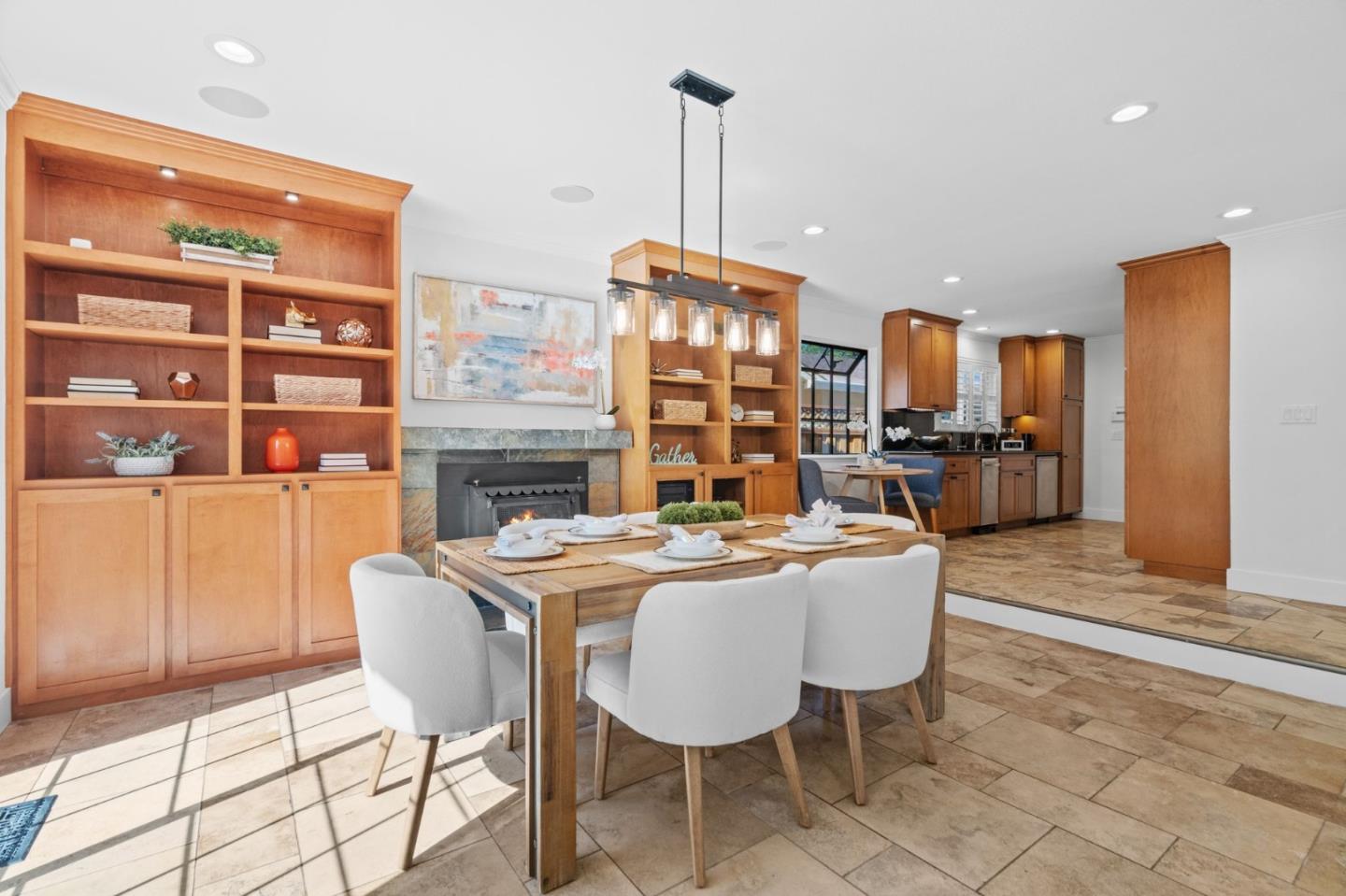 Detail Gallery Image 14 of 53 For 5749 San Lorenzo Dr, San Jose,  CA 95123 - 4 Beds | 2 Baths