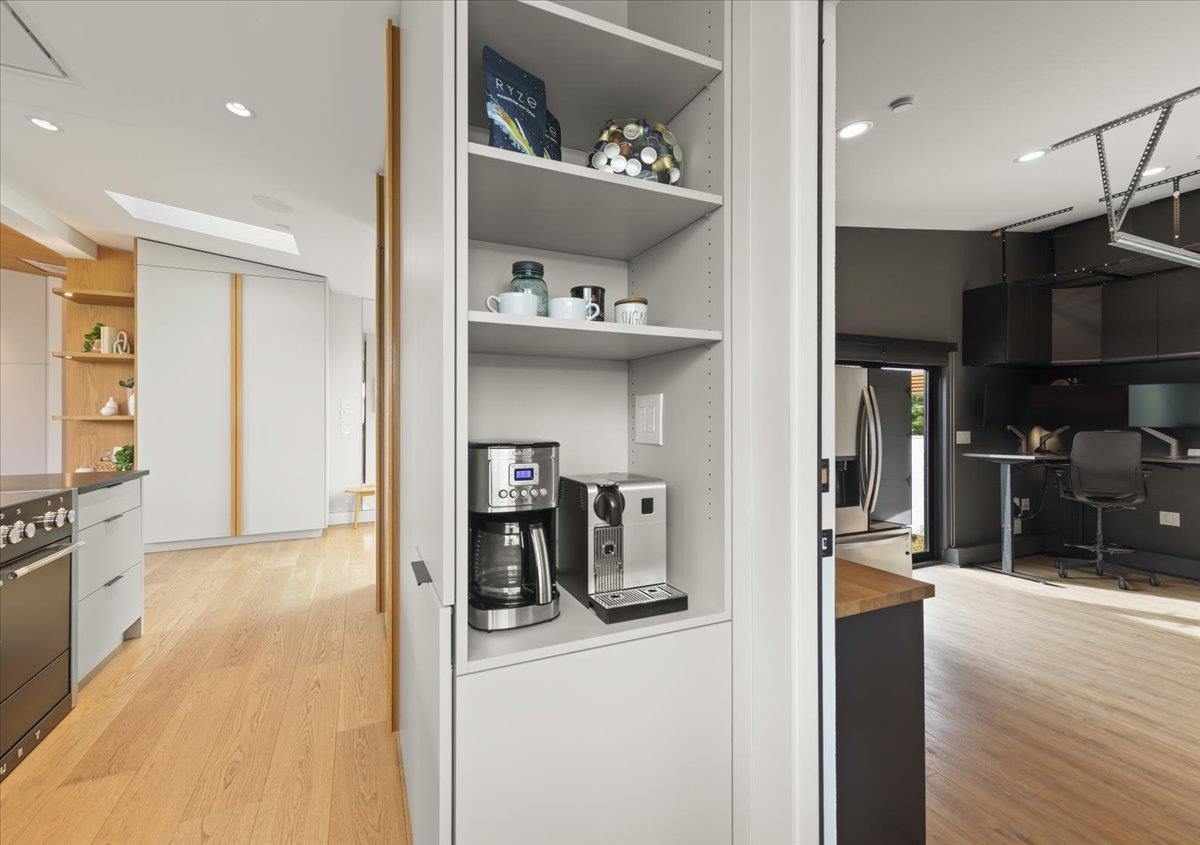 Detail Gallery Image 13 of 107 For 504 Century Dr, Campbell,  CA 95008 - 4 Beds | 3 Baths