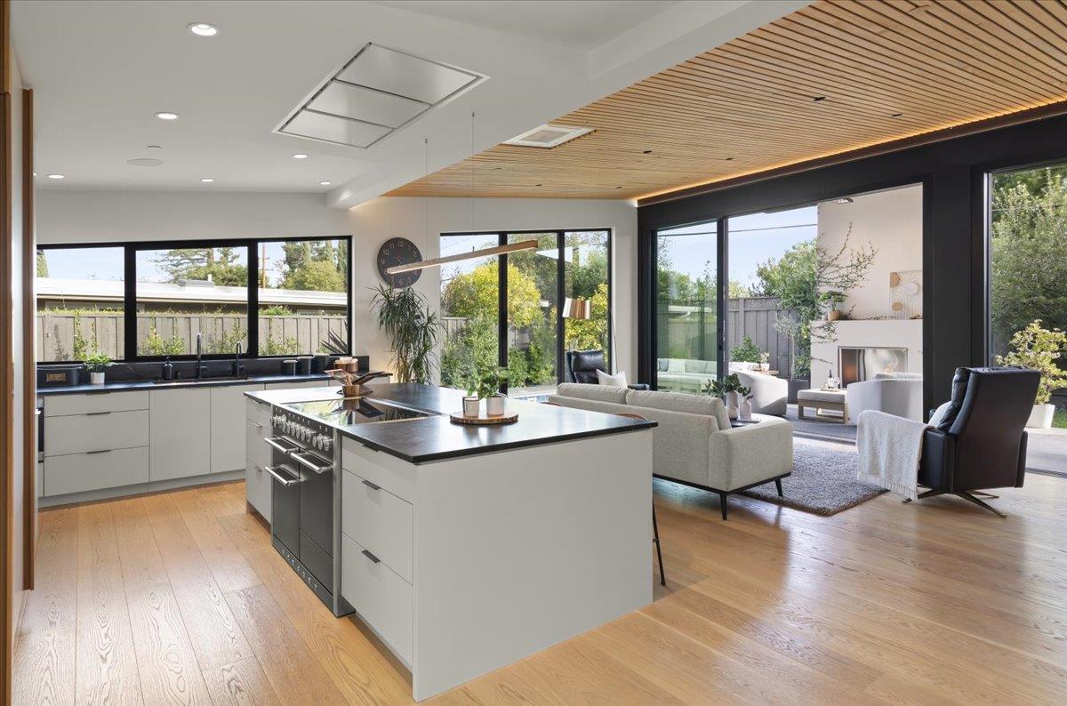 Detail Gallery Image 6 of 107 For 504 Century Dr, Campbell,  CA 95008 - 4 Beds | 3 Baths