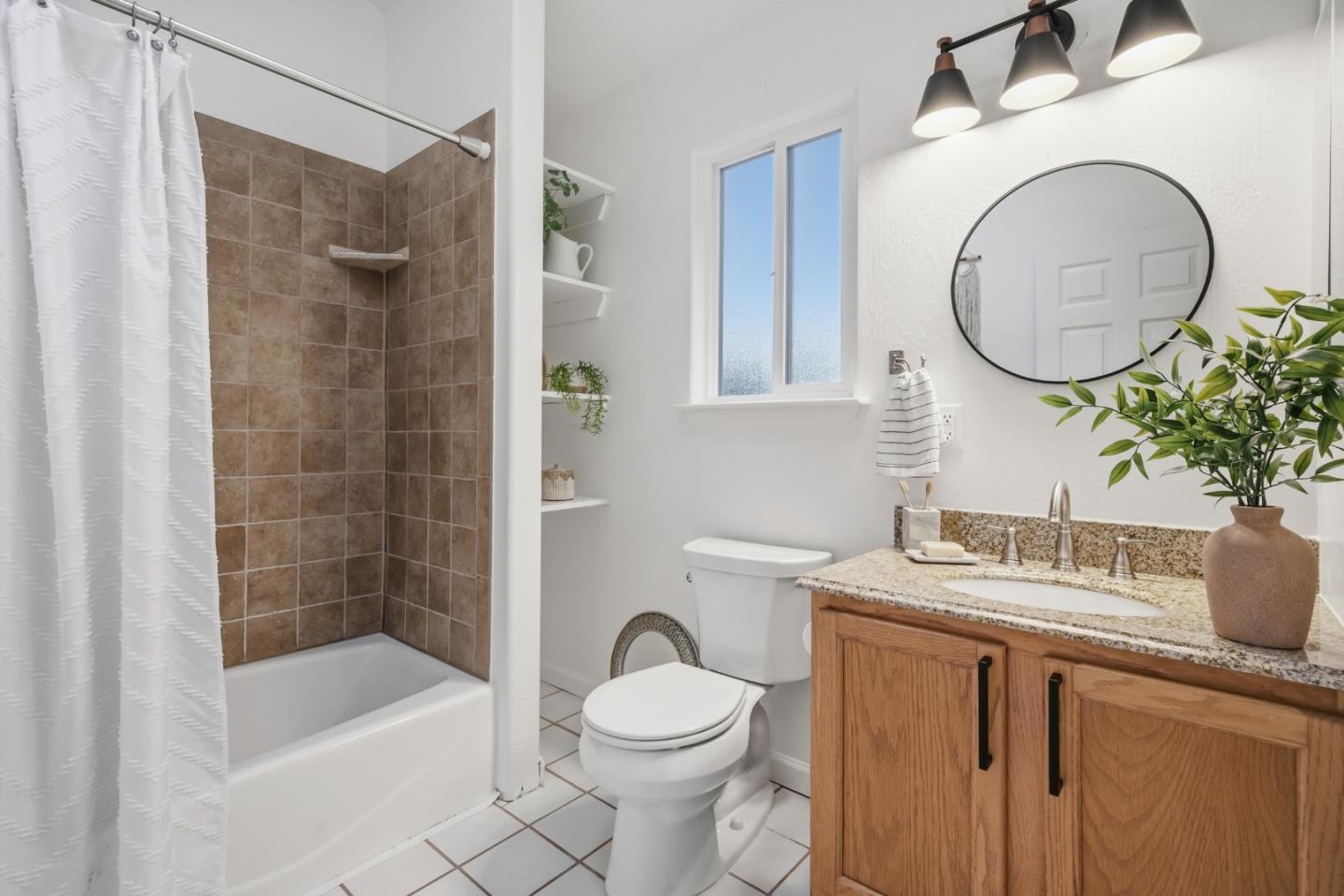 Detail Gallery Image 16 of 34 For 239 San Juan Ave, El Granada,  CA 94018 - 2 Beds | 1/1 Baths