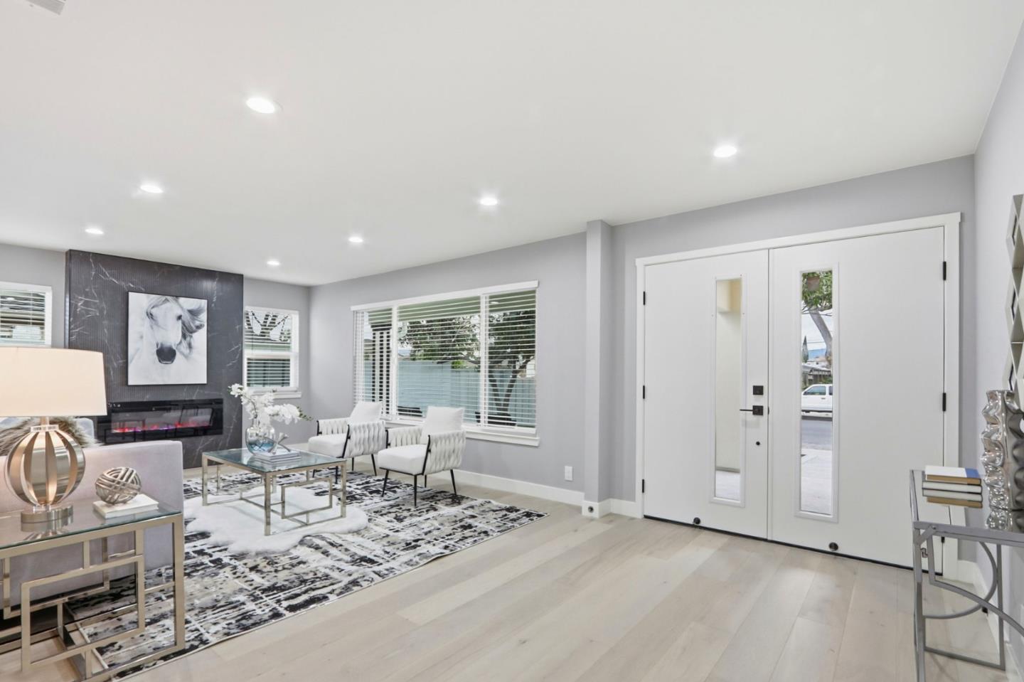 Detail Gallery Image 5 of 45 For 2121 Francis Ave, Santa Clara,  CA 95051 - 4 Beds | 3 Baths