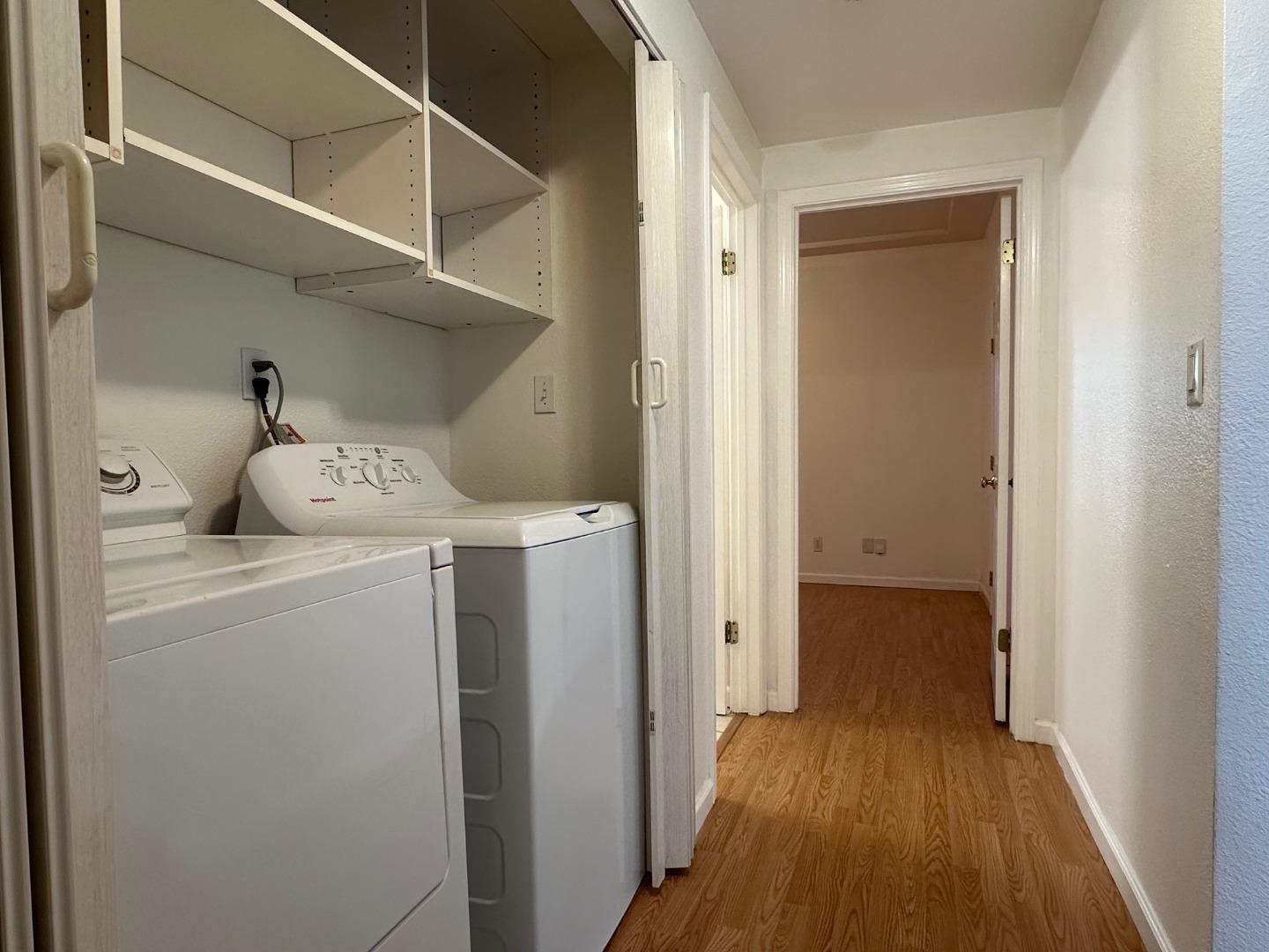 Detail Gallery Image 15 of 30 For 686 Willowgate St, Mountain View,  CA 94043 - 5 Beds | 3 Baths