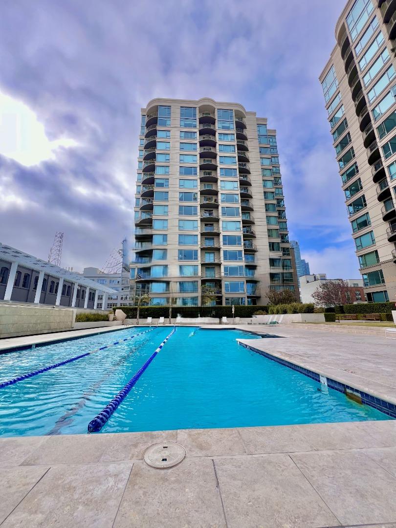 Detail Gallery Image 4 of 15 For 219 Brannan St 2f,  San Francisco,  CA 94107 - 2 Beds | 2 Baths