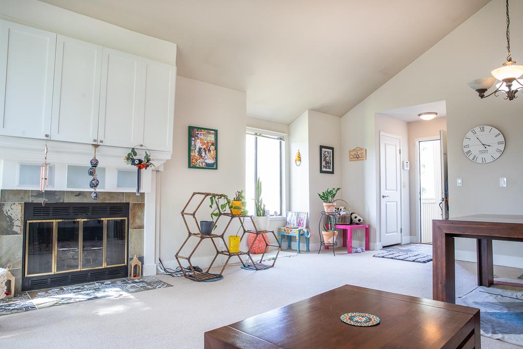 Detail Gallery Image 4 of 33 For 222 Copper Ridge Rd, San Ramon,  CA 94582 - 2 Beds | 2 Baths