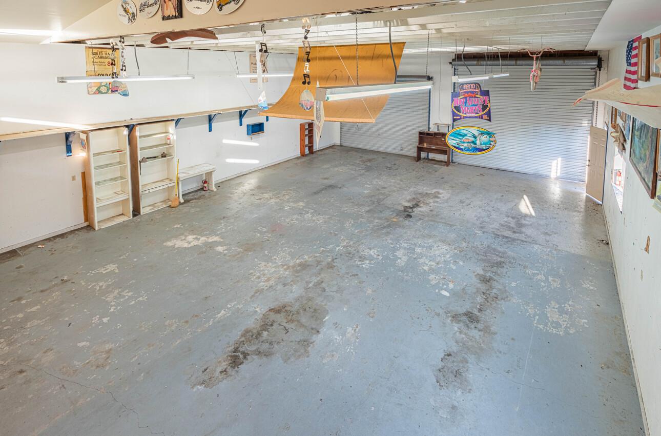 Detail Gallery Image 31 of 41 For 17777 Vierra Canyon Rd, Salinas,  CA 93907 - 3 Beds | 2 Baths