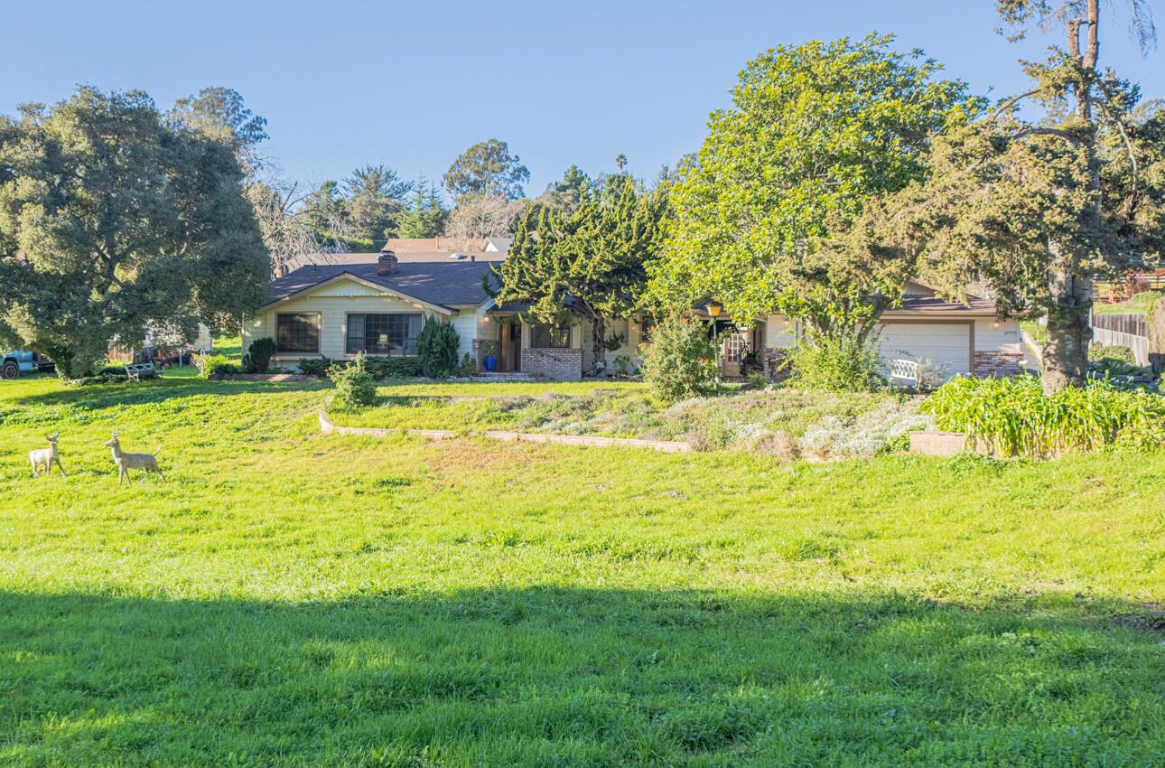 Detail Gallery Image 4 of 41 For 17777 Vierra Canyon Rd, Salinas,  CA 93907 - 3 Beds | 2 Baths