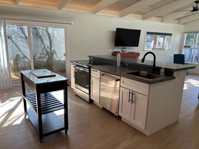 Detail Gallery Image 6 of 15 For 418 Park Dr, Aptos,  CA 95003 - 4 Beds | 2 Baths