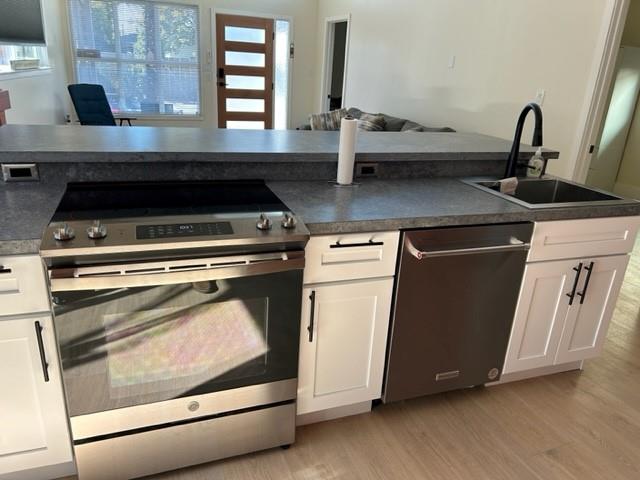 Detail Gallery Image 8 of 15 For 418 Park Dr, Aptos,  CA 95003 - 4 Beds | 2 Baths