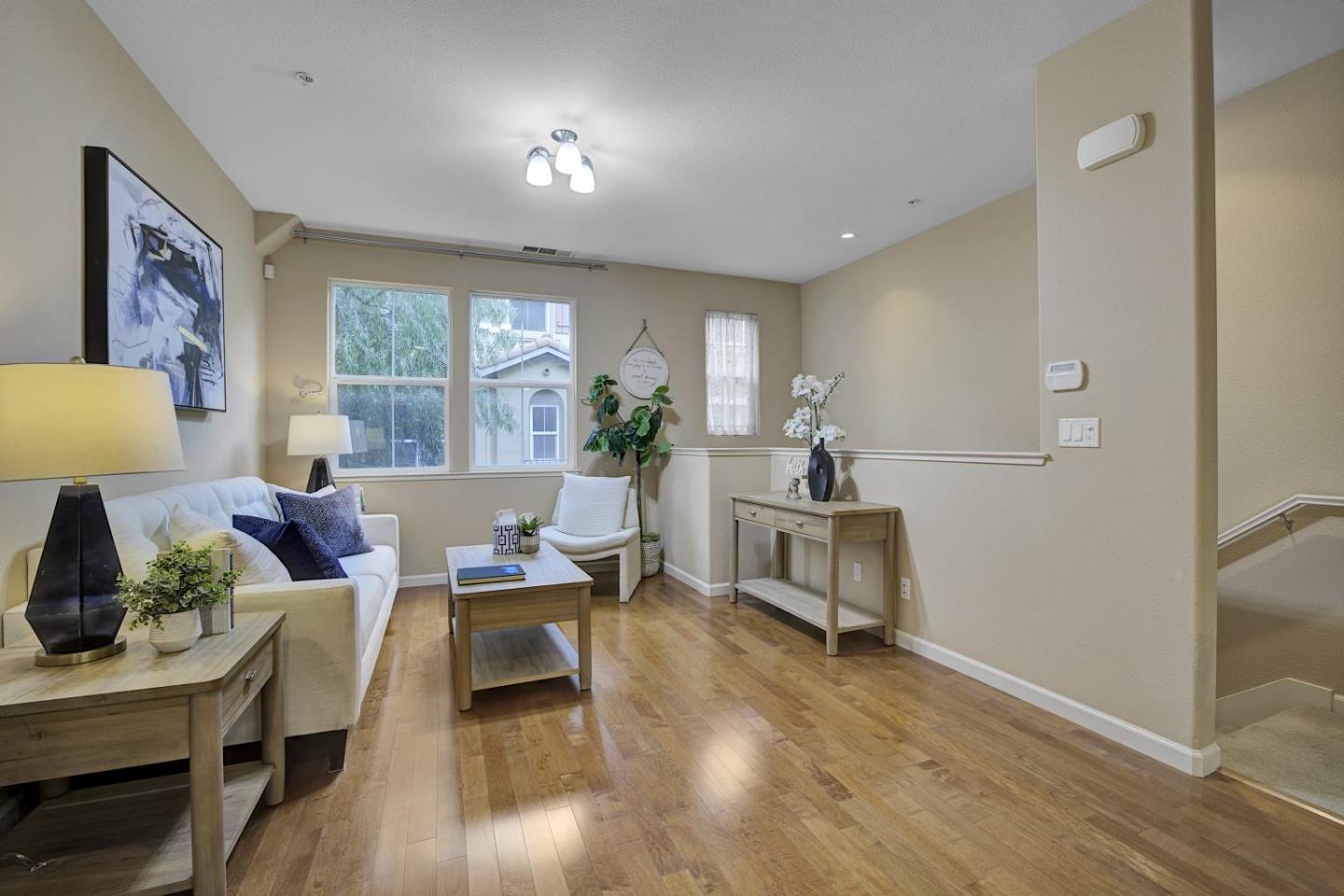 Detail Gallery Image 12 of 50 For 2174 Beech Cir, San Jose,  CA 95131 - 3 Beds | 3 Baths