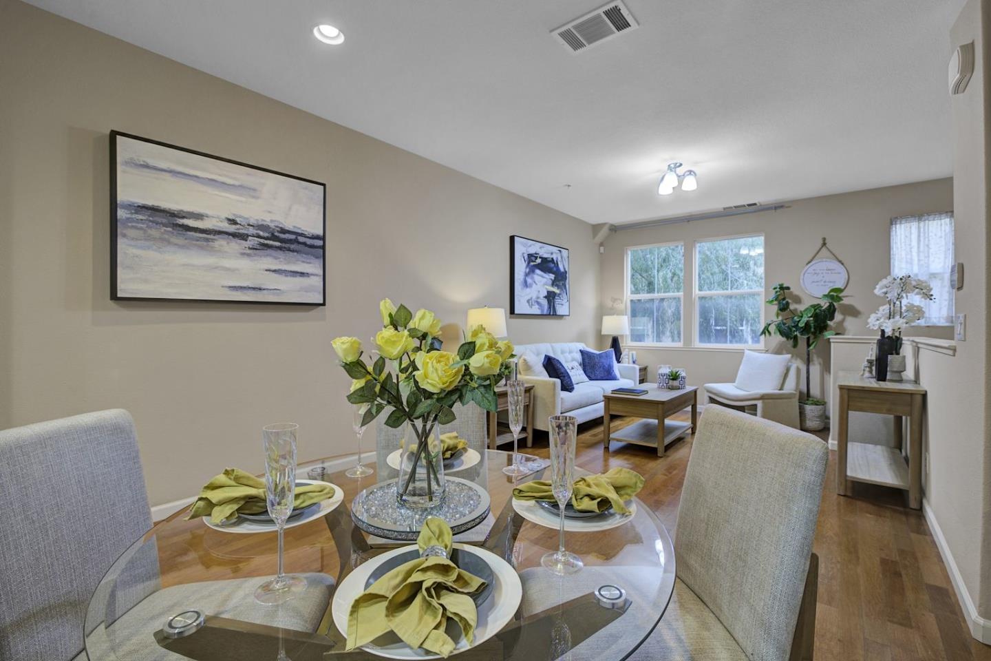 Detail Gallery Image 15 of 50 For 2174 Beech Cir, San Jose,  CA 95131 - 3 Beds | 3 Baths