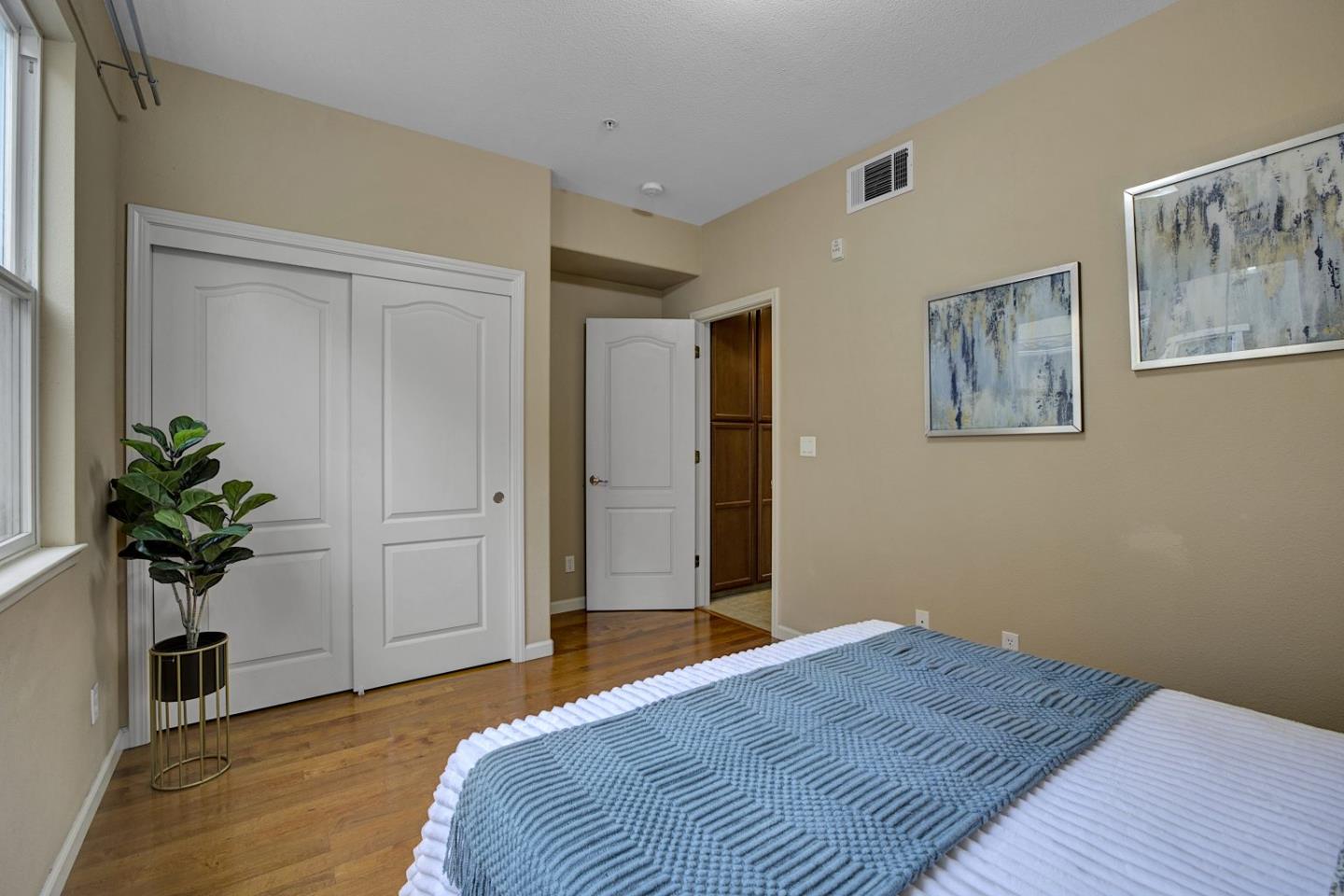 Detail Gallery Image 23 of 50 For 2174 Beech Cir, San Jose,  CA 95131 - 3 Beds | 3 Baths