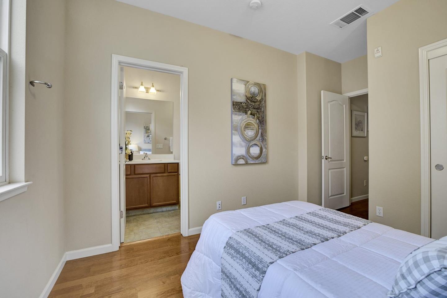 Detail Gallery Image 29 of 50 For 2174 Beech Cir, San Jose,  CA 95131 - 3 Beds | 3 Baths