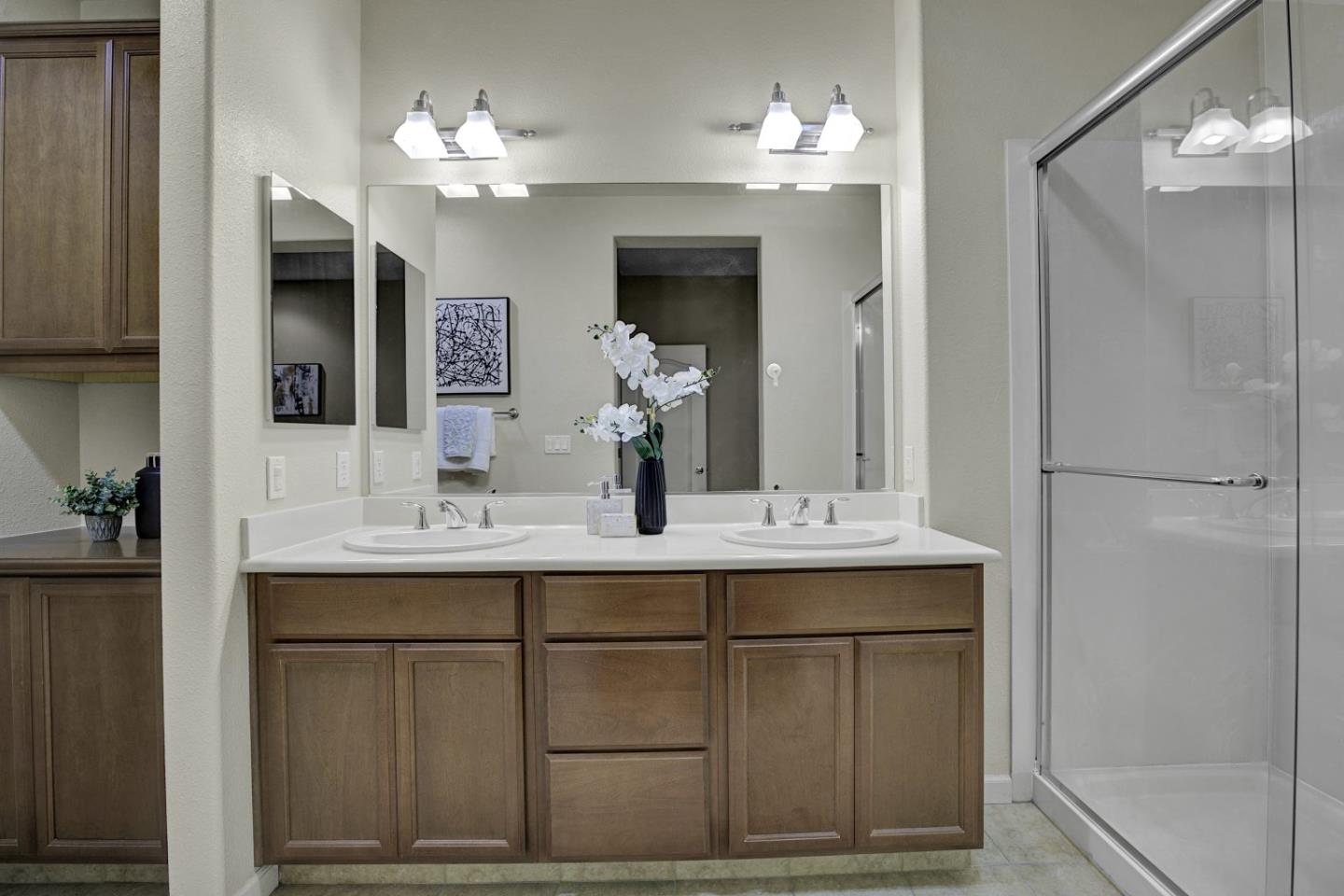 Detail Gallery Image 37 of 50 For 2174 Beech Cir, San Jose,  CA 95131 - 3 Beds | 3 Baths