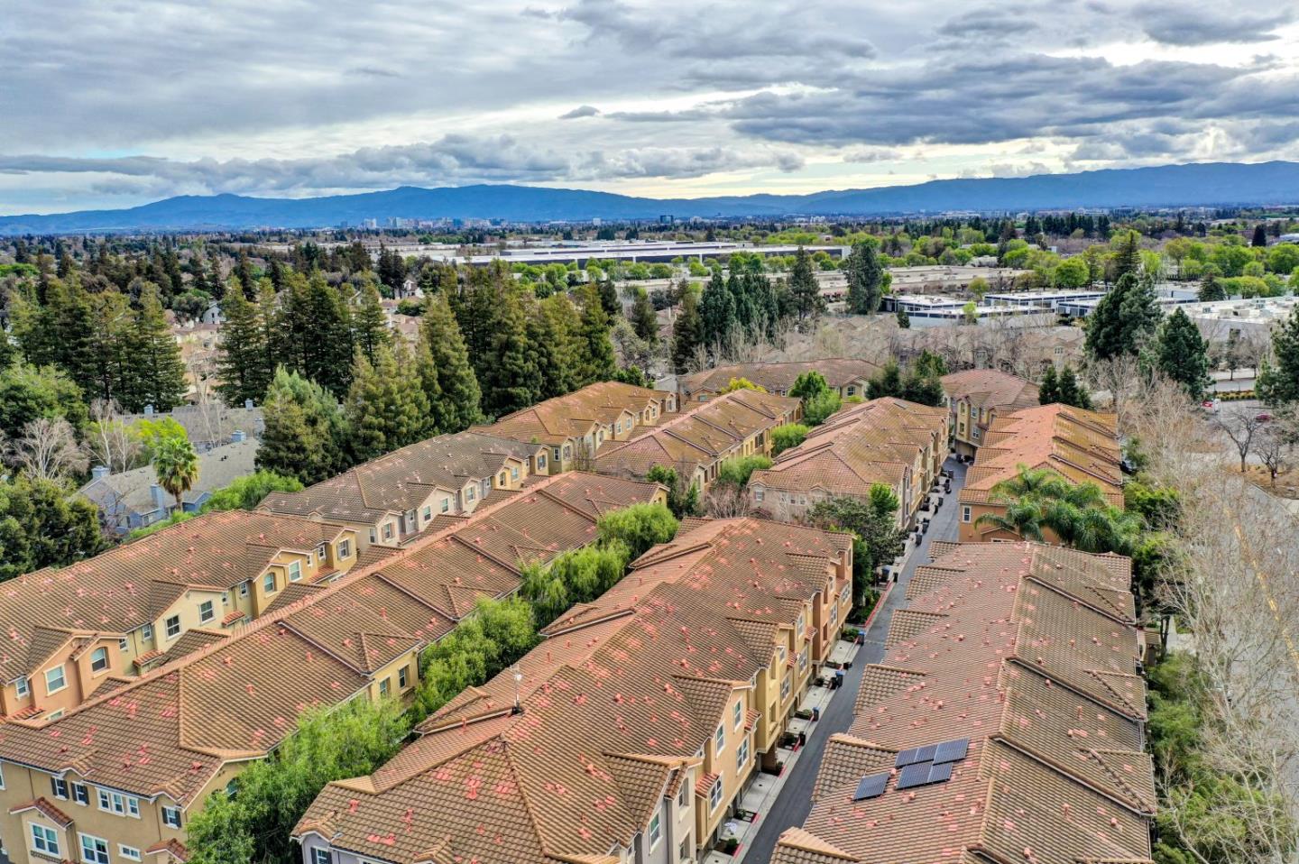 Detail Gallery Image 44 of 50 For 2174 Beech Cir, San Jose,  CA 95131 - 3 Beds | 3 Baths