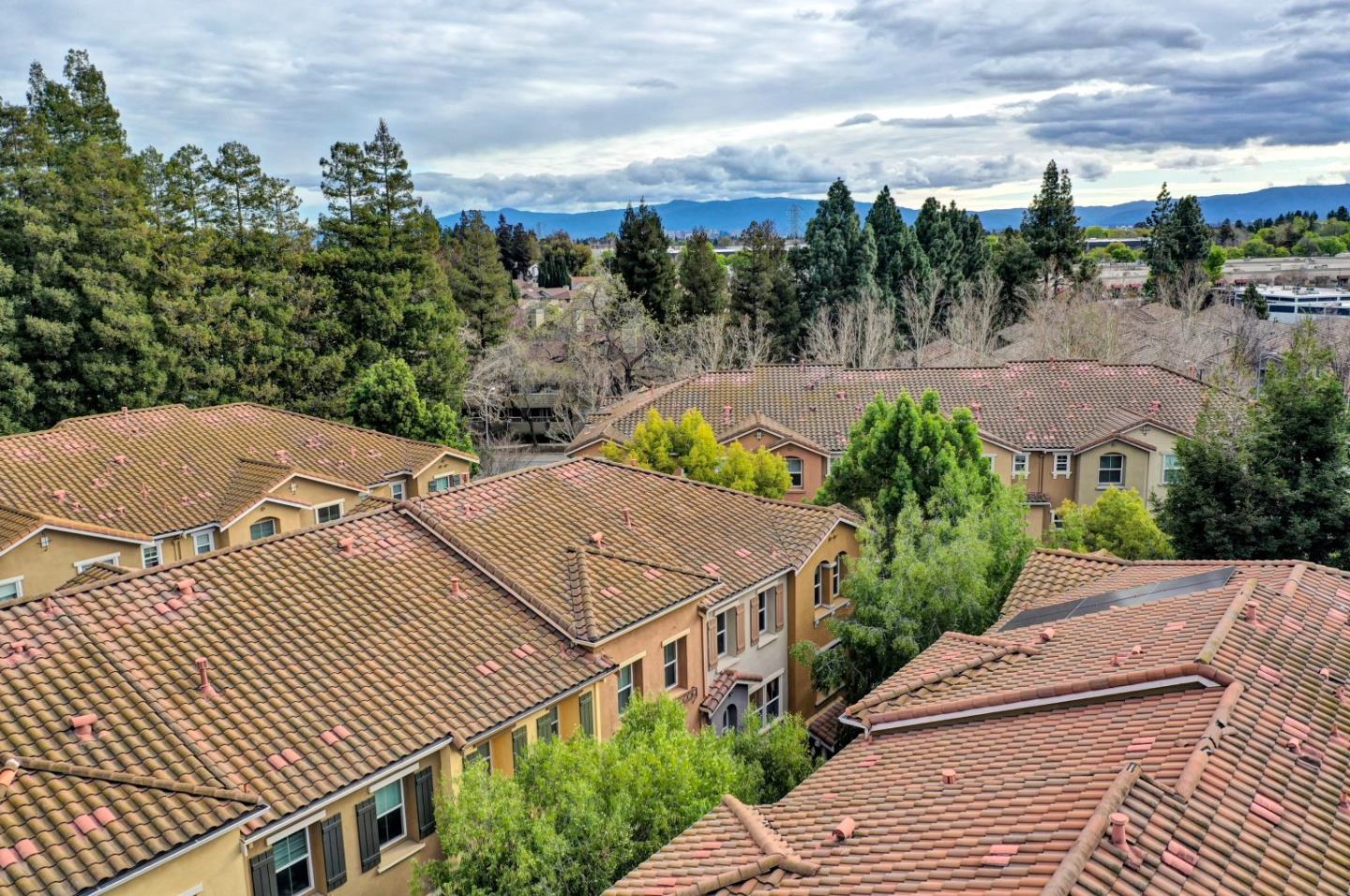 Detail Gallery Image 45 of 50 For 2174 Beech Cir, San Jose,  CA 95131 - 3 Beds | 3 Baths