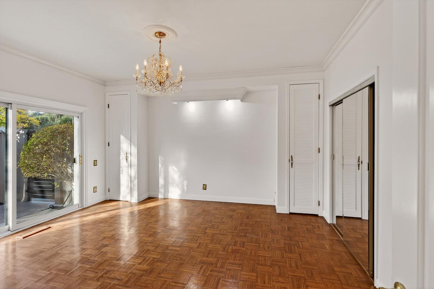 Detail Gallery Image 20 of 31 For 860 Monte Rosa Dr, Menlo Park,  CA 94025 - 4 Beds | 3/1 Baths