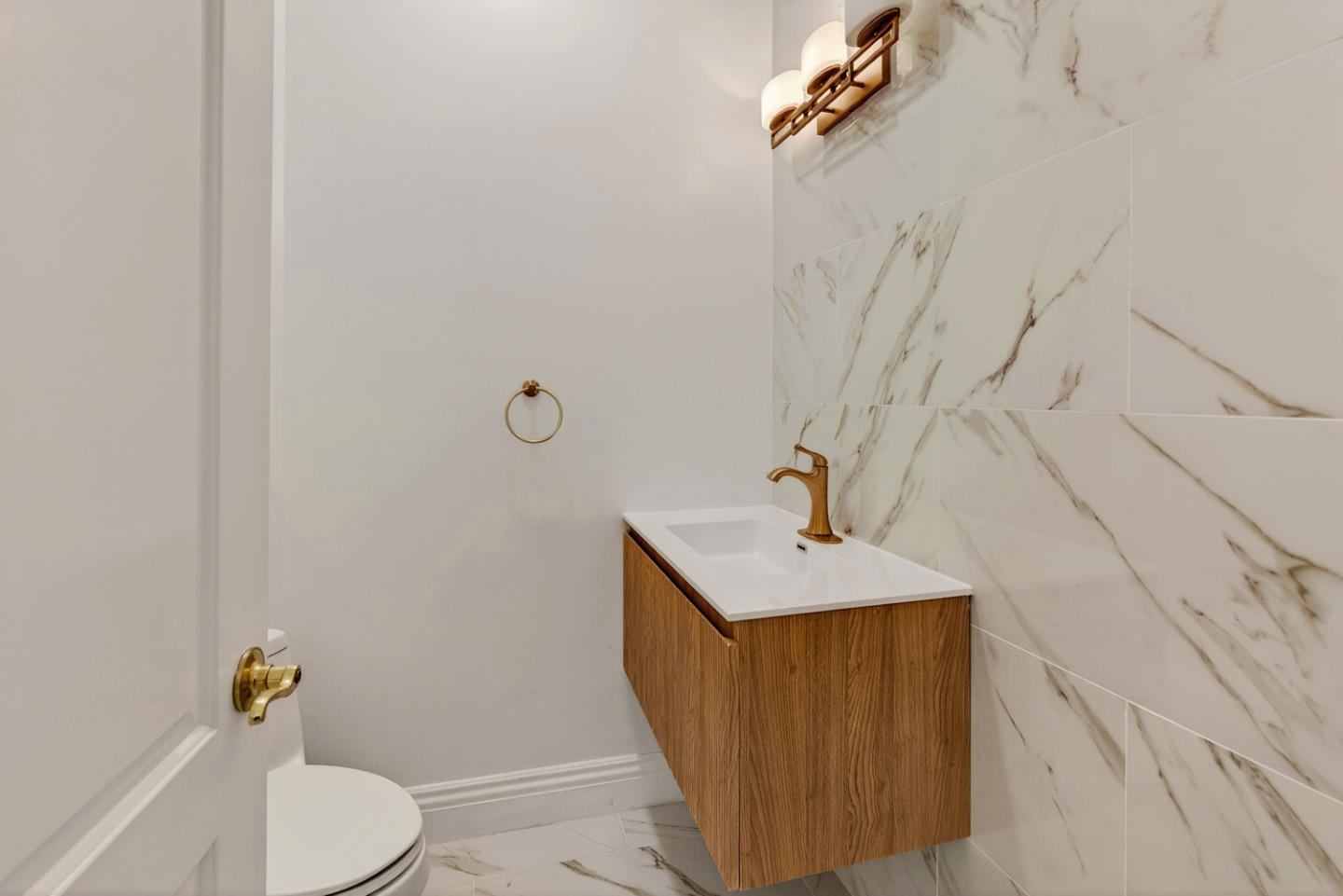 Detail Gallery Image 22 of 31 For 860 Monte Rosa Dr, Menlo Park,  CA 94025 - 4 Beds | 3/1 Baths