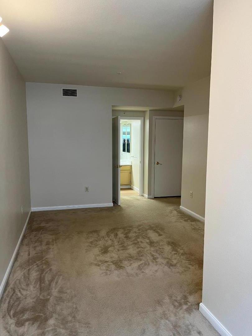 Detail Gallery Image 12 of 24 For 550 Ortega #B327,  Mountain View,  CA 94040 - 2 Beds | 1 Baths