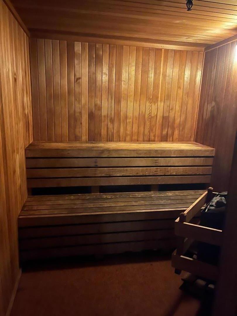 Detail Gallery Image 22 of 24 For 550 Ortega #B327,  Mountain View,  CA 94040 - 2 Beds | 1 Baths