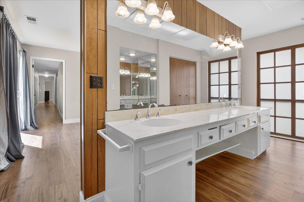 Detail Gallery Image 24 of 58 For 323 San Miguel Ave, Salinas,  CA 93901 - 7 Beds | 4/1 Baths