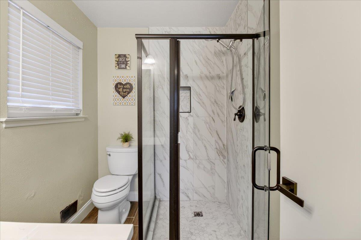 Detail Gallery Image 35 of 58 For 323 San Miguel Ave, Salinas,  CA 93901 - 7 Beds | 4/1 Baths