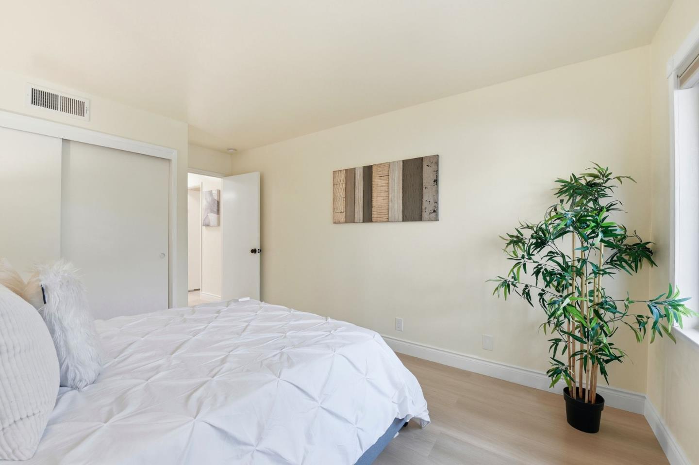 Photo #17: ML82029926 Listing: Photo #17