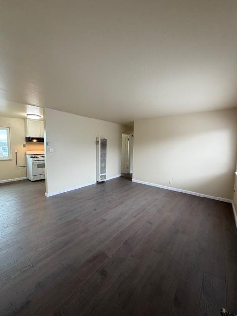 Detail Gallery Image 2 of 9 For 410 S 34th St, Richmond,  CA 94804 - 2 Beds | 1 Baths