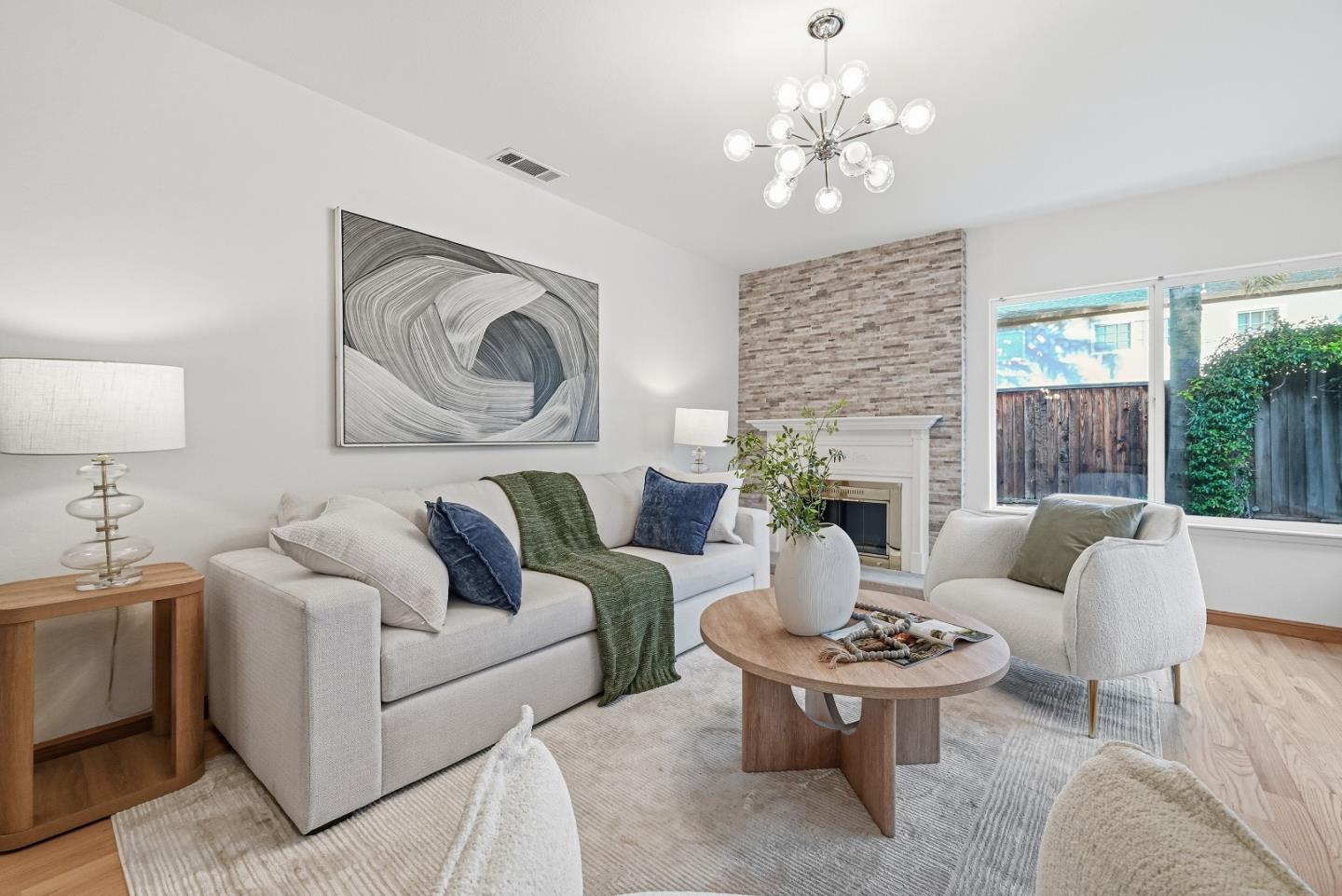 Detail Gallery Image 19 of 41 For 430 Juniper Ct, Sunnyvale,  CA 94086 - 4 Beds | 2 Baths