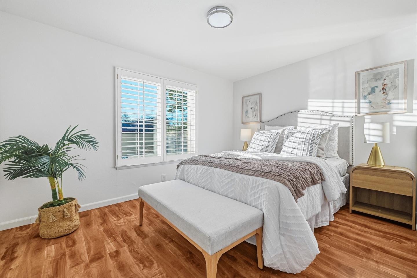 Detail Gallery Image 20 of 41 For 430 Juniper Ct, Sunnyvale,  CA 94086 - 4 Beds | 2 Baths