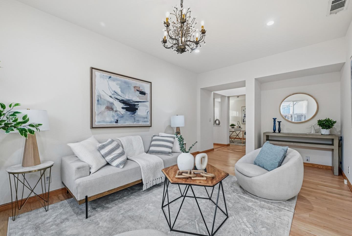 Detail Gallery Image 6 of 41 For 430 Juniper Ct, Sunnyvale,  CA 94086 - 4 Beds | 2 Baths