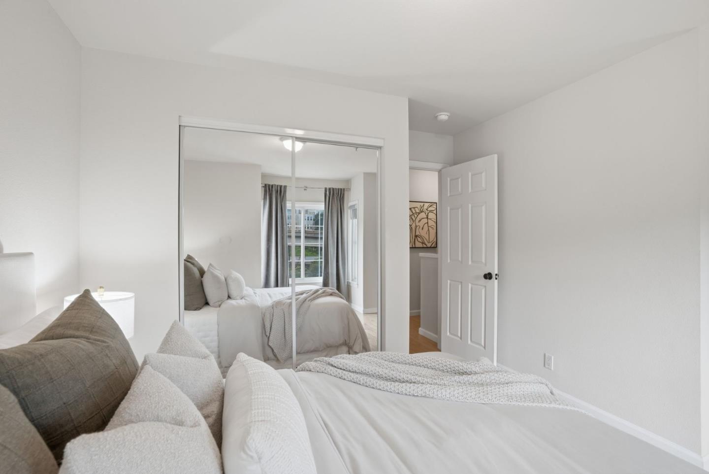 Detail Gallery Image 16 of 20 For 400 Alemany Blvd #2,  San Francisco,  CA 94110 - 2 Beds | 1/1 Baths