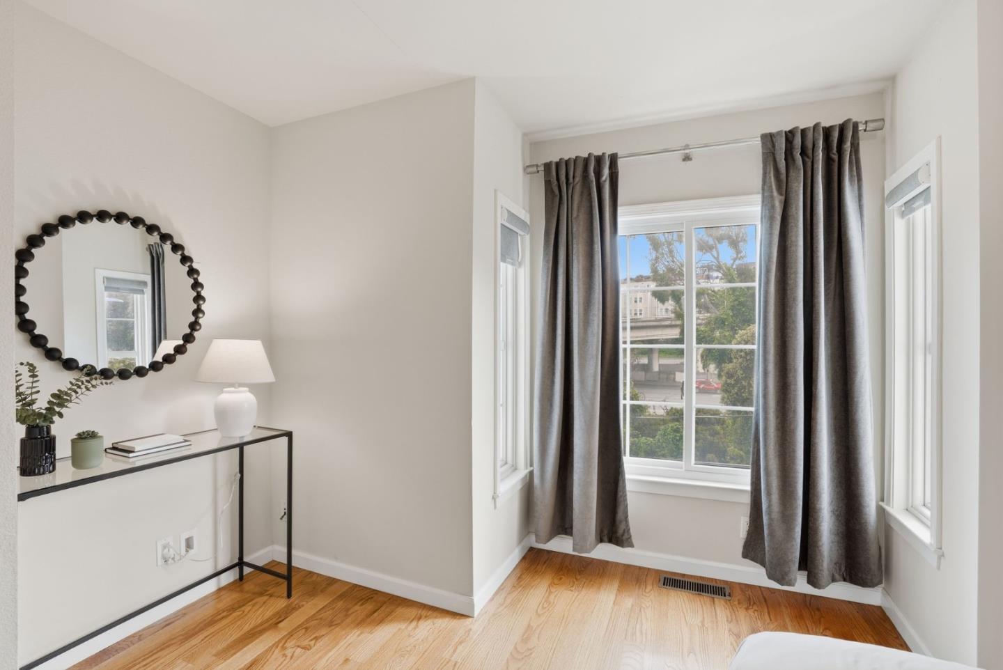 Detail Gallery Image 17 of 20 For 400 Alemany Blvd #2,  San Francisco,  CA 94110 - 2 Beds | 1/1 Baths