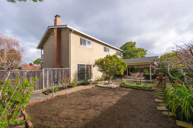 Detail Gallery Image 26 of 27 For 906 Bluebell Way, Sunnyvale,  CA 94086 - 4 Beds | 3 Baths