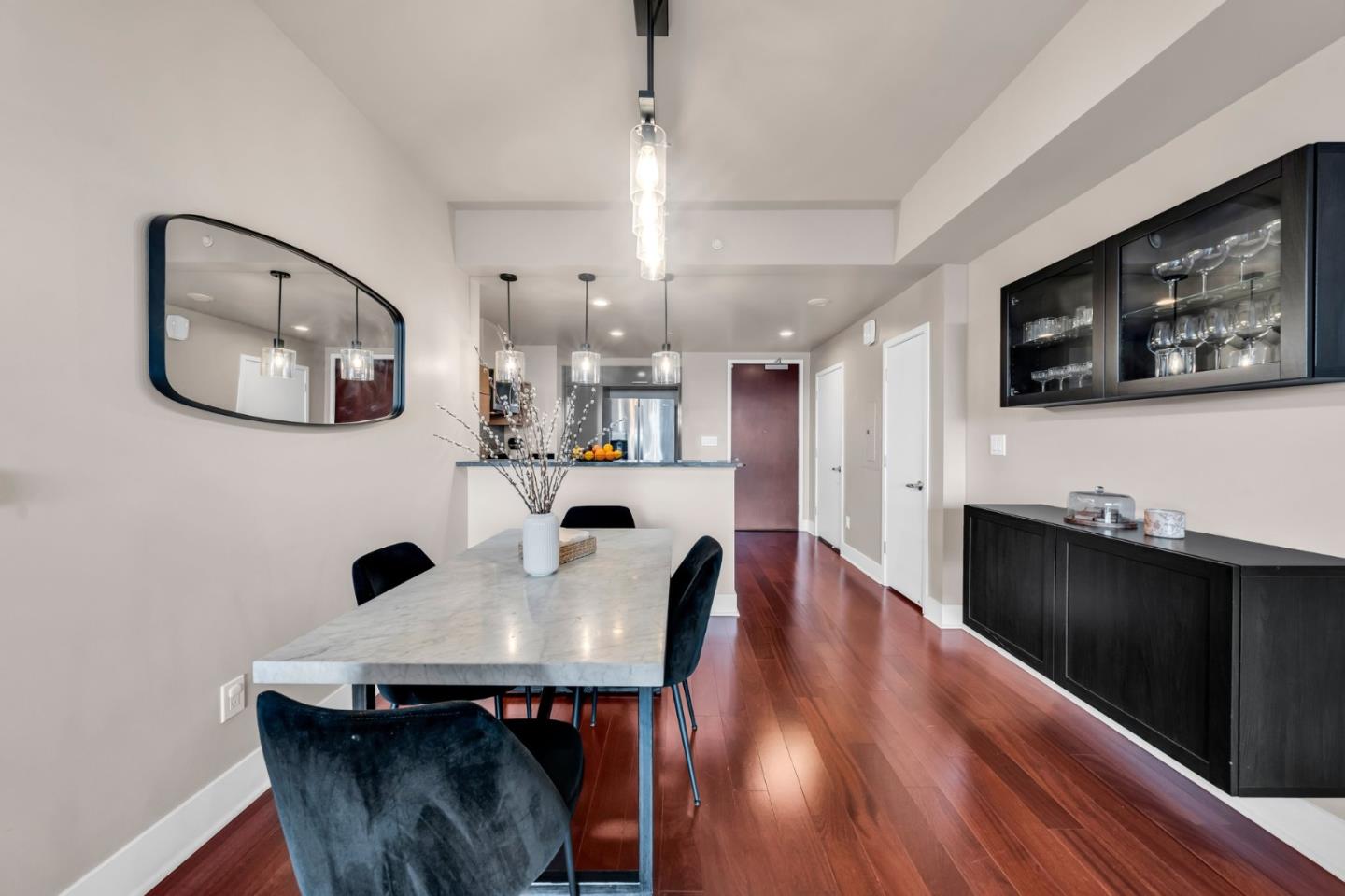 Detail Gallery Image 10 of 74 For 88 E San Fernando St #1403,  San Jose,  CA 95113 - 2 Beds | 2/1 Baths