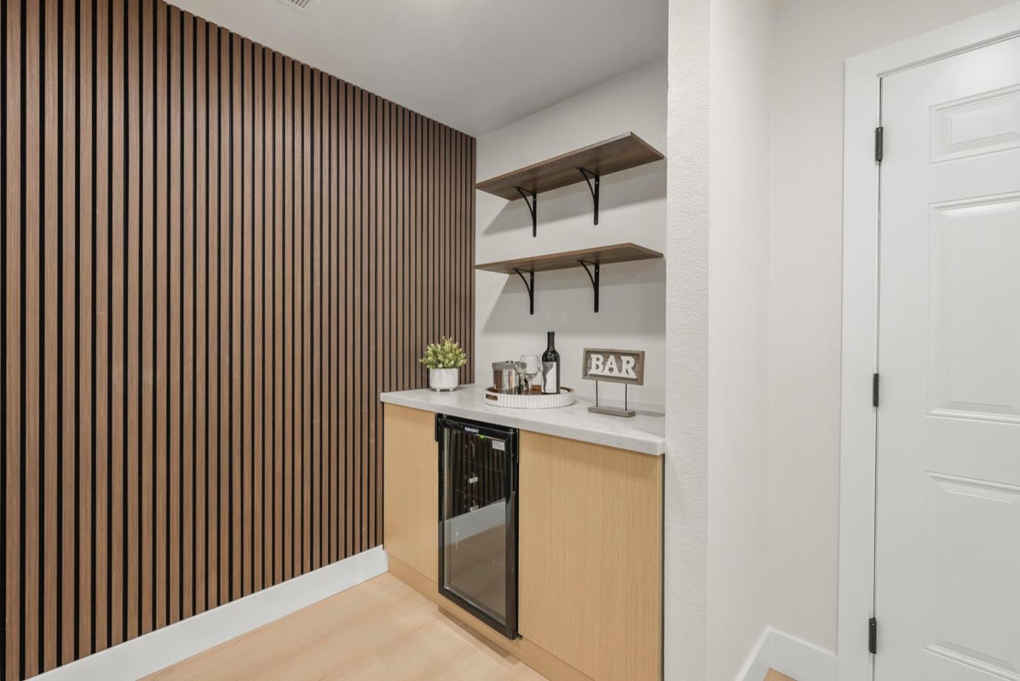 Detail Gallery Image 18 of 48 For 5276 Rooster Dr, San Jose,  CA 95136 - 4 Beds | 2/1 Baths