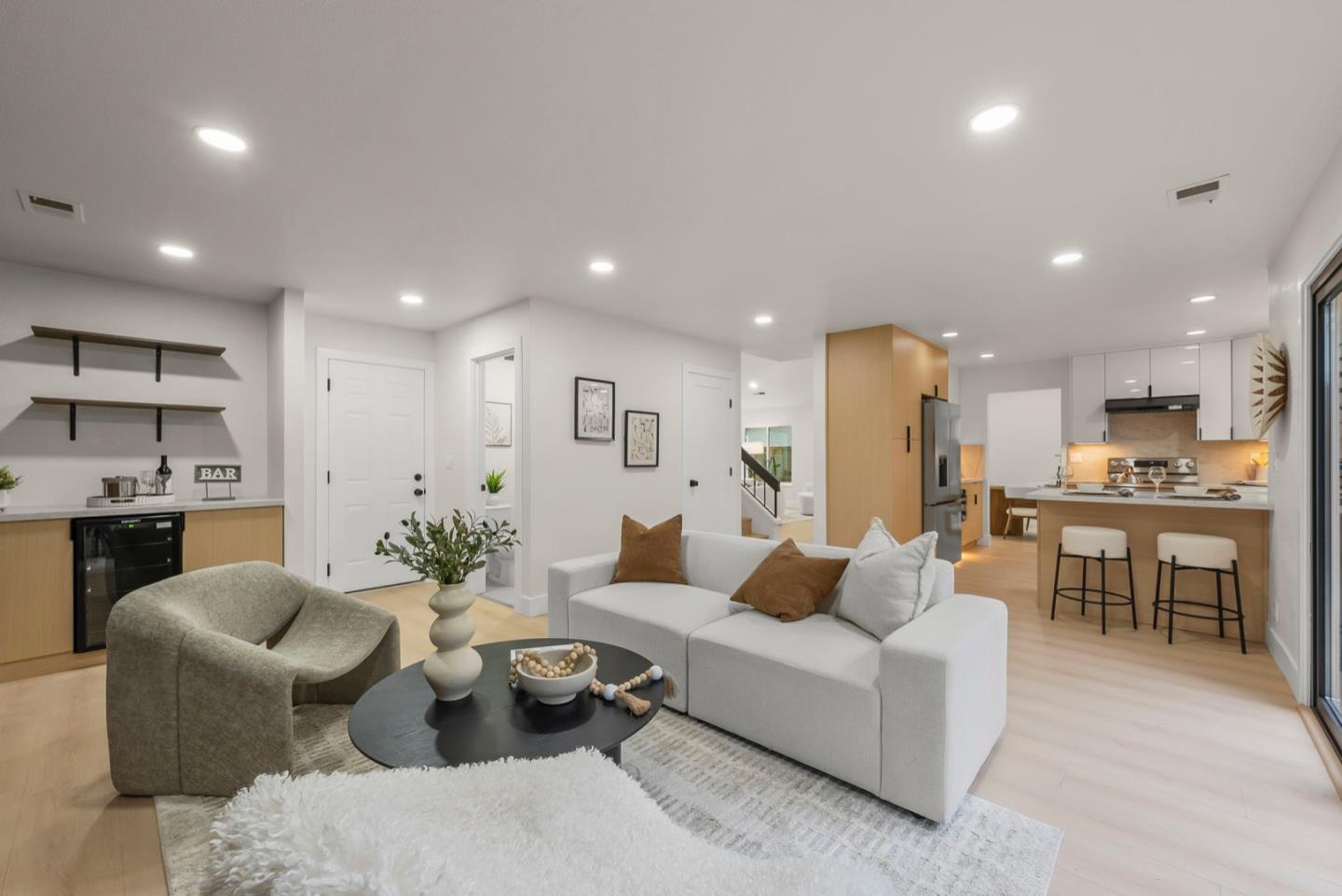 Detail Gallery Image 19 of 48 For 5276 Rooster Dr, San Jose,  CA 95136 - 4 Beds | 2/1 Baths