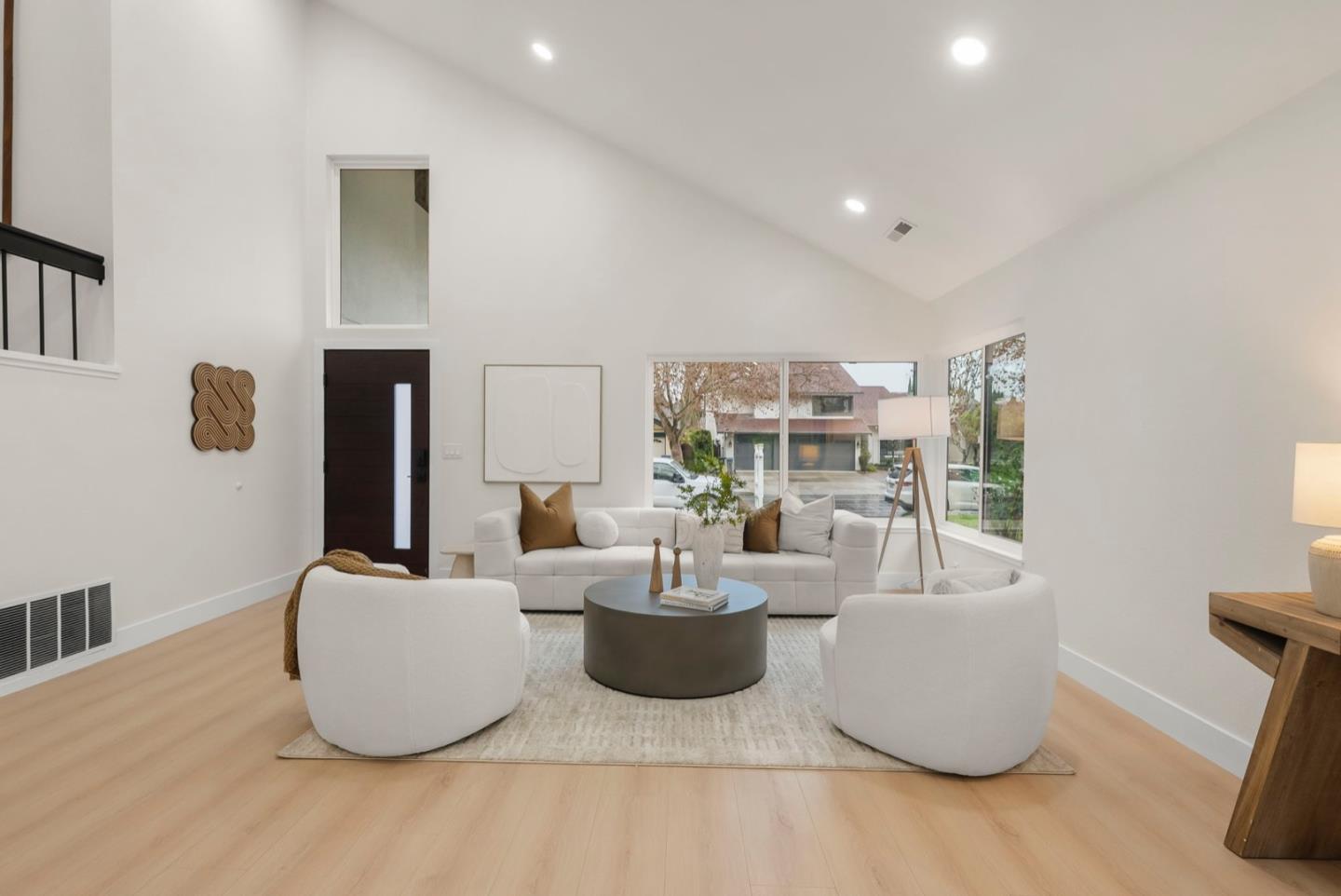 Detail Gallery Image 6 of 48 For 5276 Rooster Dr, San Jose,  CA 95136 - 4 Beds | 2/1 Baths