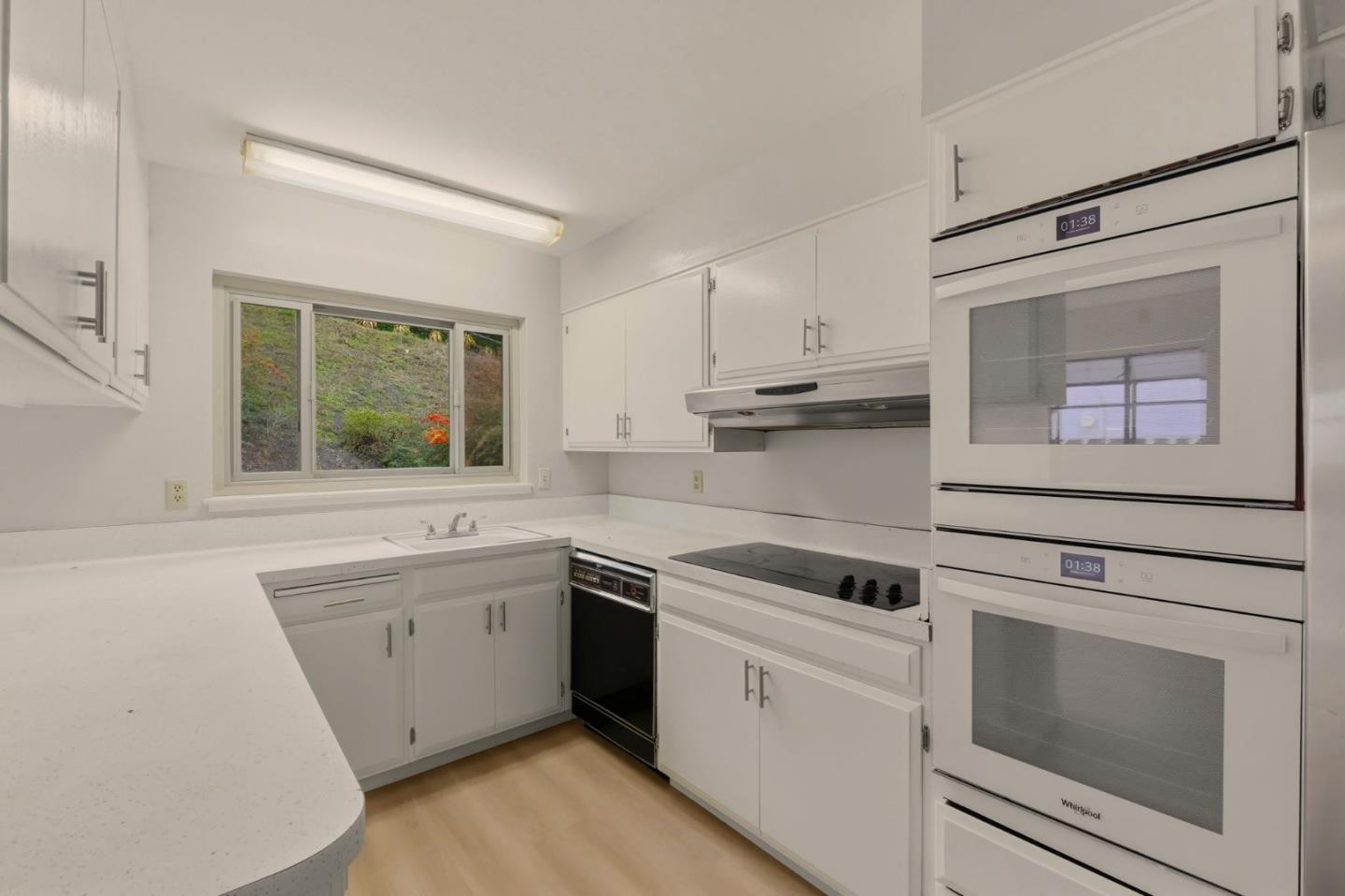 Detail Gallery Image 17 of 58 For 261 Del Norte Dr, San Bruno,  CA 94066 - 3 Beds | 2 Baths