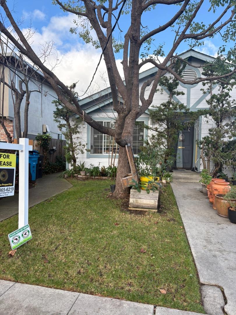 Front Image Thumbnail for ML82029942