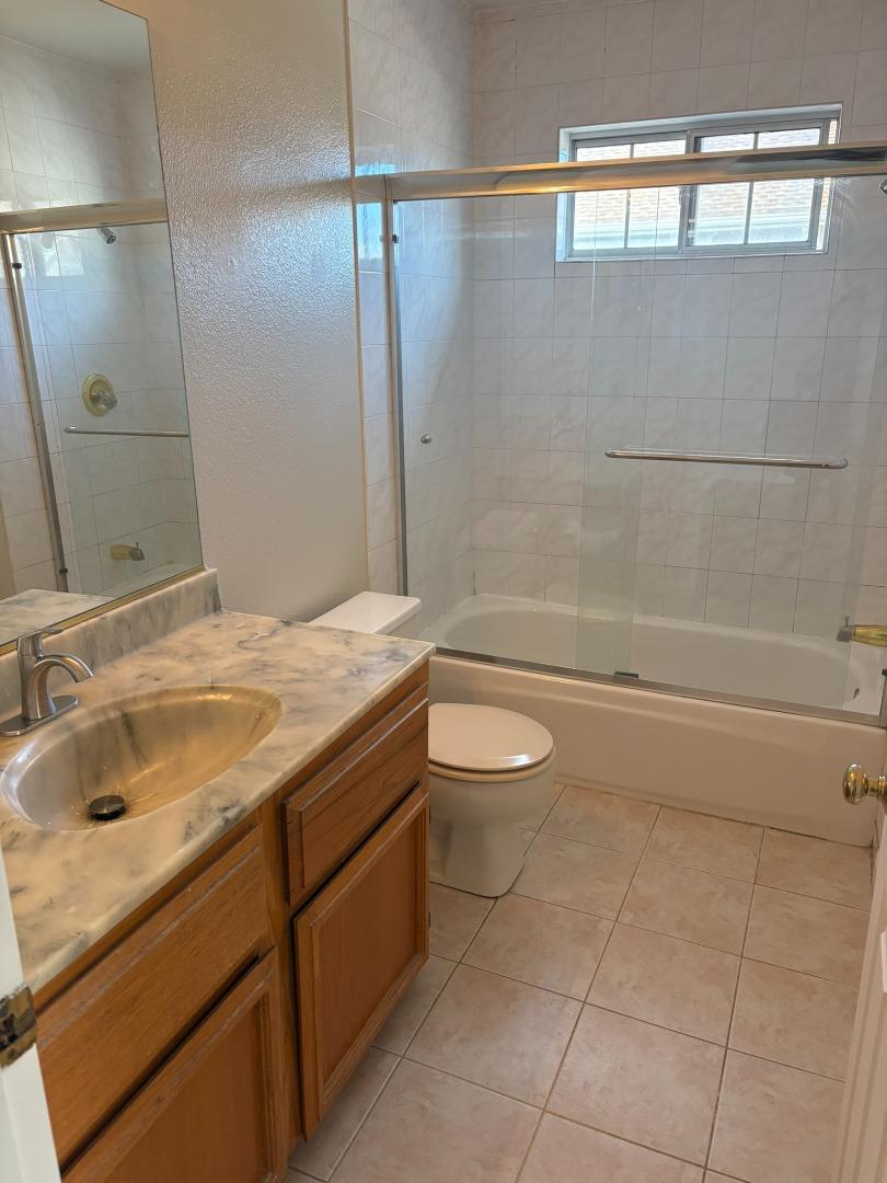 Detail Gallery Image 9 of 9 For 712b Madison Ave, Redwood City,  CA 94061 - 0 Beds | 1 Baths