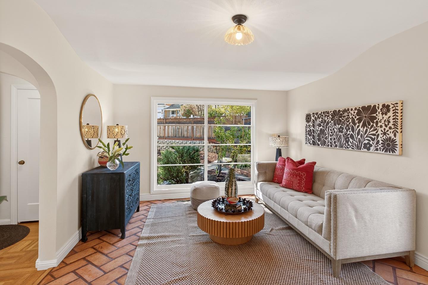 Detail Gallery Image 11 of 30 For 379 Alameda De Las Pulgas, Redwood City,  CA 94062 - 2 Beds | 1/1 Baths