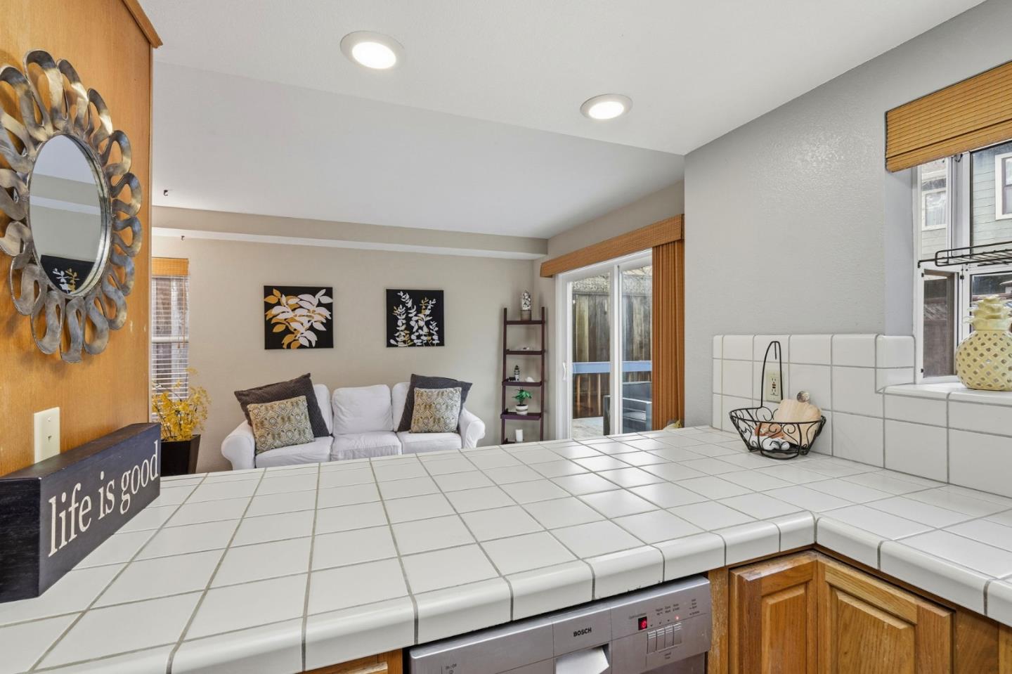 Detail Gallery Image 13 of 43 For 303 Dry Creek Rd, Aptos,  CA 95003 - 3 Beds | 2/1 Baths