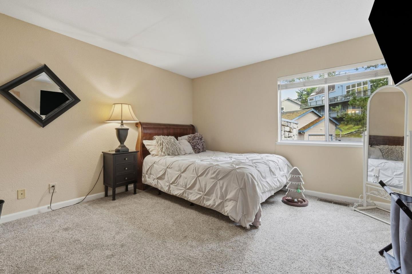 Detail Gallery Image 26 of 43 For 303 Dry Creek Rd, Aptos,  CA 95003 - 3 Beds | 2/1 Baths