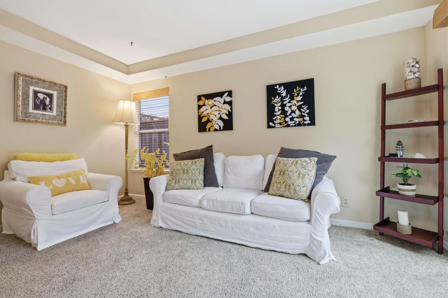 Detail Gallery Image 9 of 43 For 303 Dry Creek Rd, Aptos,  CA 95003 - 3 Beds | 2/1 Baths