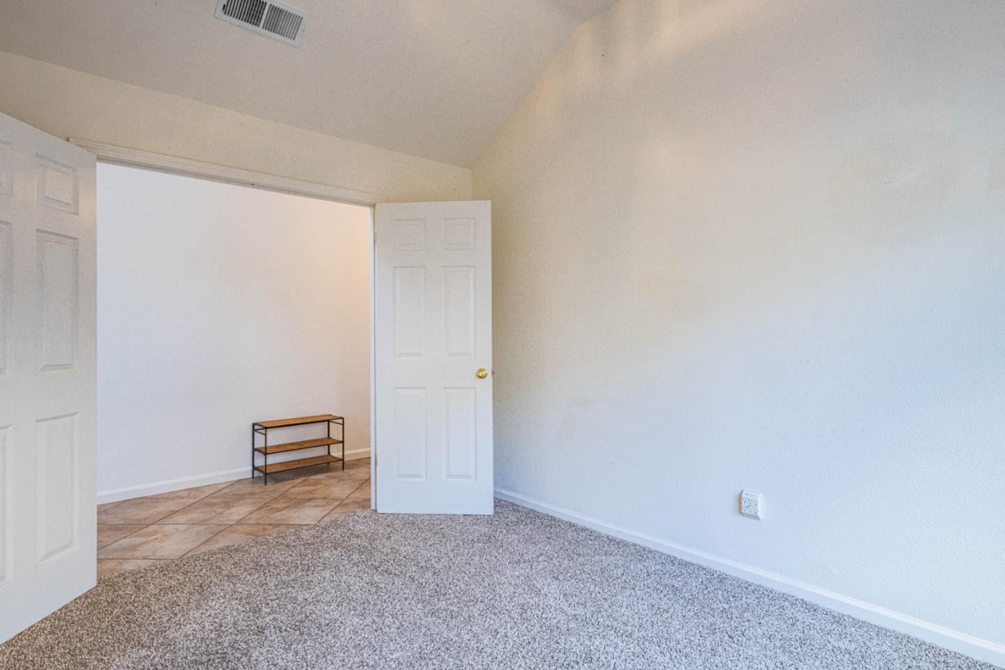 Detail Gallery Image 21 of 41 For 1637 Marshfield Ct, Salinas,  CA 93906 - 3 Beds | 2 Baths