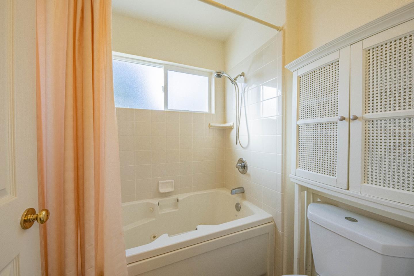Detail Gallery Image 27 of 41 For 1637 Marshfield Ct, Salinas,  CA 93906 - 3 Beds | 2 Baths