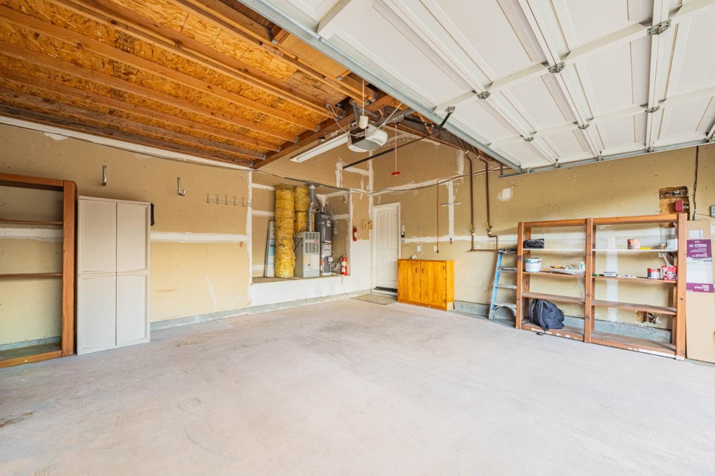 Detail Gallery Image 35 of 41 For 1637 Marshfield Ct, Salinas,  CA 93906 - 3 Beds | 2 Baths