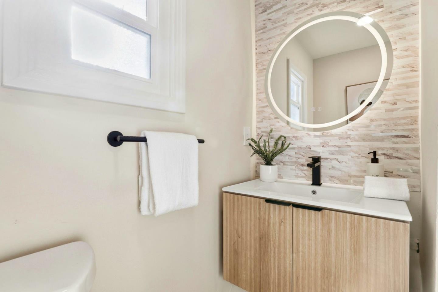 Detail Gallery Image 26 of 46 For 631 S 14th St, San Jose,  CA 95112 - 4 Beds | 2 Baths