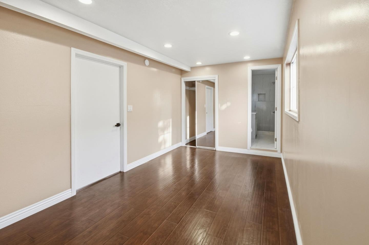 Detail Gallery Image 12 of 20 For 15515 Harvest Ave #B,  Norwalk,  CA 90650 - 1 Beds | 1 Baths